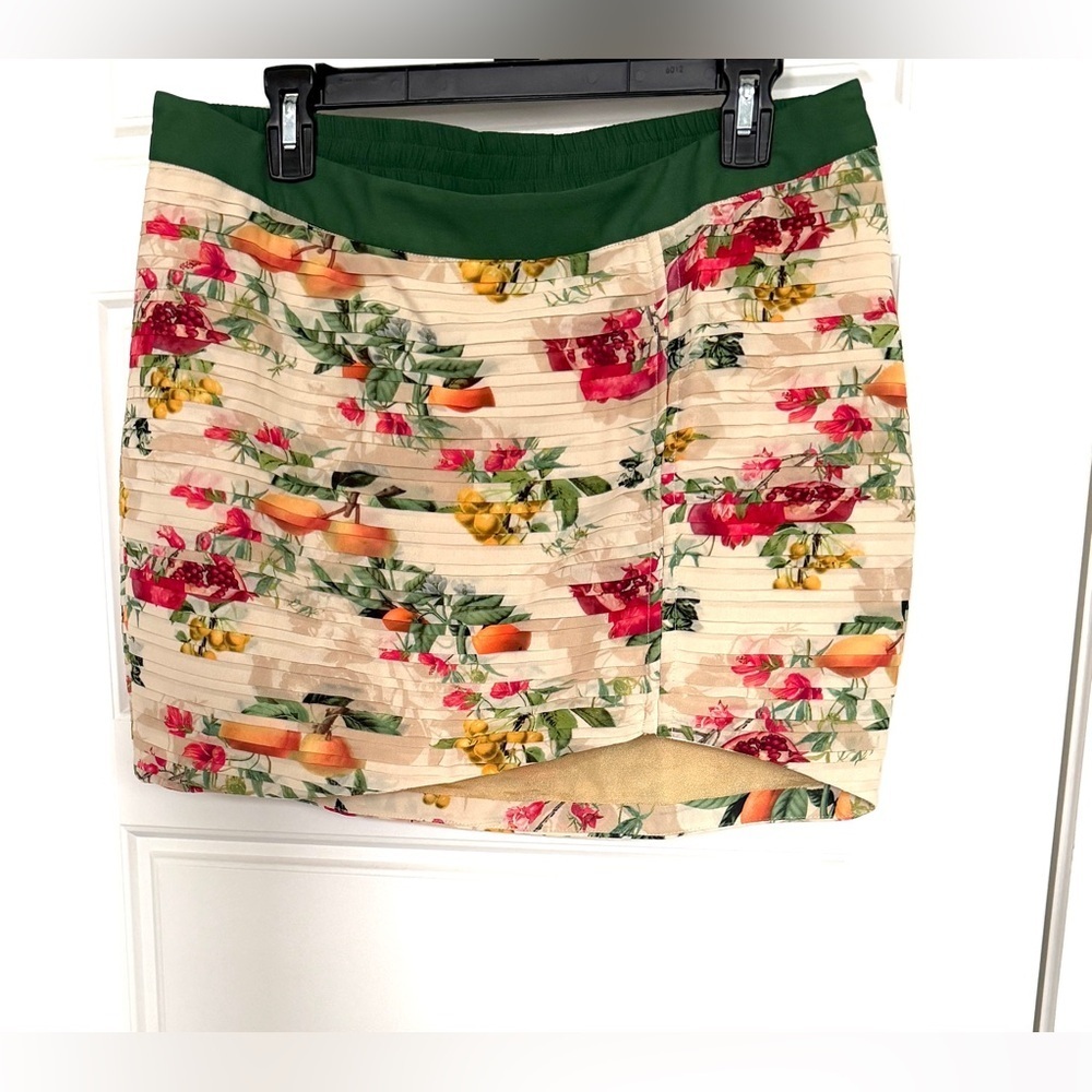 Rococo Sand Floral Skirt with Green and Red Accents - Picture 8 of 9